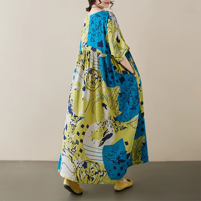 Summer retro dress with a round collar, plus size