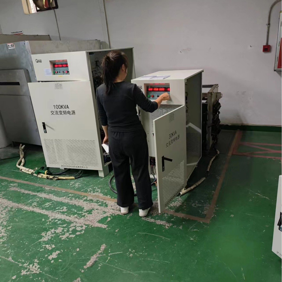 ŷ����˹30KVA��Ƶ��Դ�������ݼҵ糧�����120V 60HZ���ϻ�����