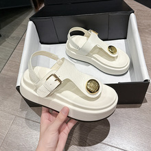 厚底罗马凉鞋女夏外穿2025新款网红百搭休闲夹趾人字拖鞋沙滩鞋潮