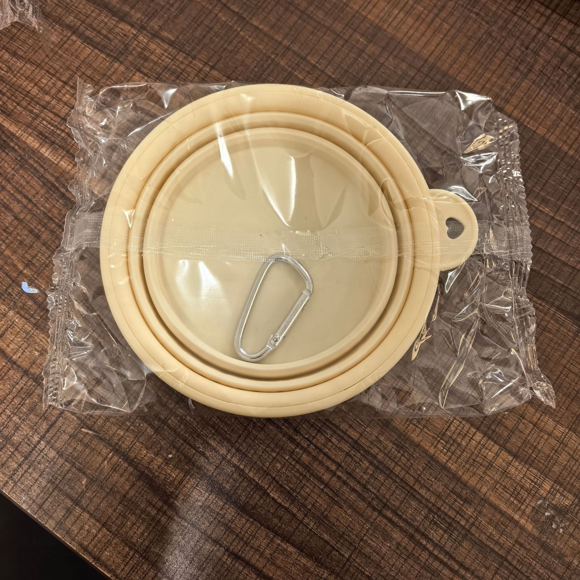Foldable Dog Bowl Pet Silicone Bowl Dog Feeding Pan Portable Water Bowl Travel Dog Bowl Outdoor Drinking Bowl Dog Food Tray