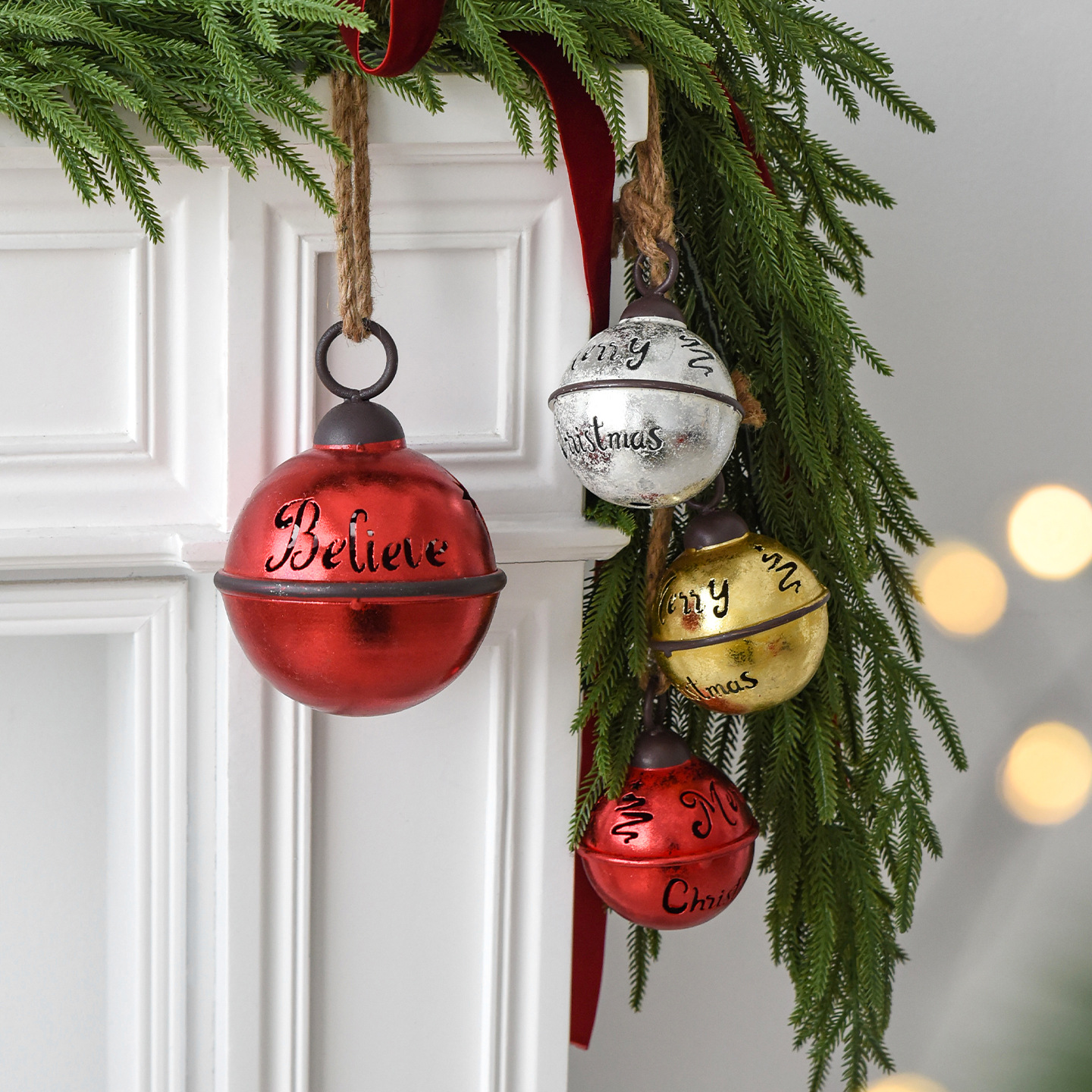 NUCH Iron Tree Pendant - Soundable Christmas Bell Decoration Scene Arrangement_voghion.com