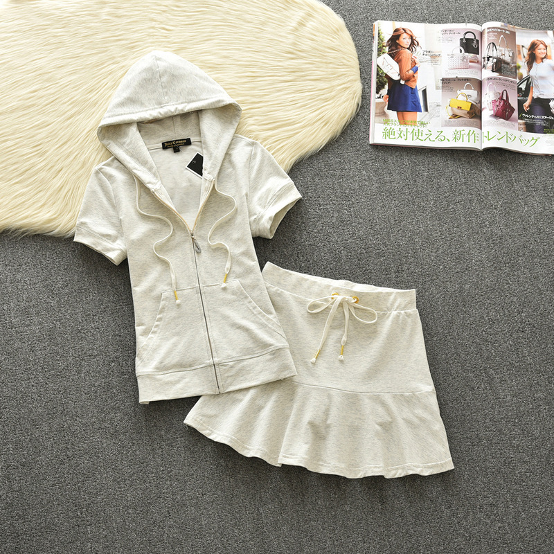 Spring and Autumn New Velvet Casual Sports Suit for Women, Solid Color Hooded Cardigan, A-Pleated Skirt, Ready-To-Ship Two-Piece Set