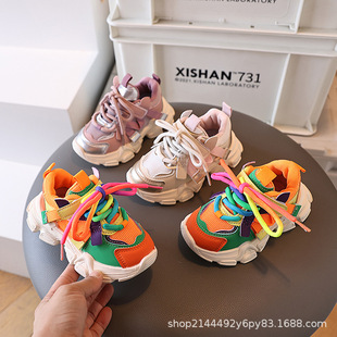 ���pܛ��ŮͯЬ���ϵ�ЬŮ�������¿ͯ�\��Ь�W����ͯ�ٴ��к�