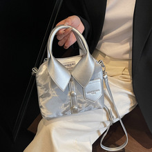 �¿�羳Ů��2025�������Ԅ����·����͆μ��Ů��ͨ��ˮͰ�����