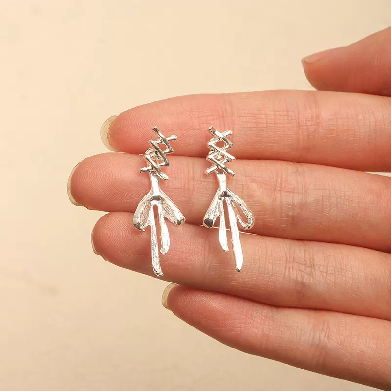 白丝带蝴蝶结耳钉女日韩简约小众设计后挂式高级感时尚耳夹耳饰