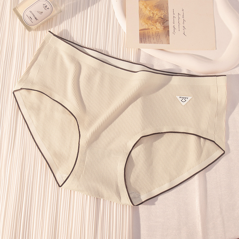 Ropa interior de algodón Niña antibacteriano entrepierna verano delgada cintura media triángulo pantalones cortos cabeza chica sin costuras más ropa interior de tamaño al por mayor