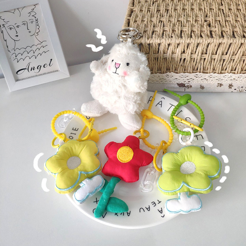 INS estilo colgante flor pequeña bolsa de dos colores adornos llavero decoración hembra accesorios de dibujos animados lindo hembra