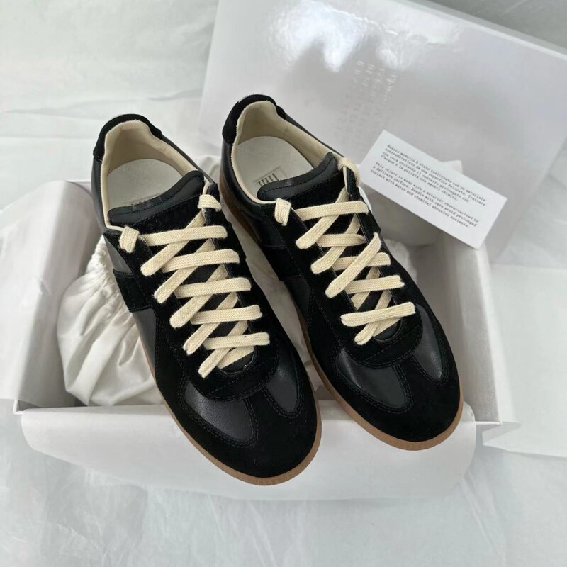 Guangdong-Made High-End Margiela Couple Shoes Mm6 German Training Shoes Women's Genuine Leather Couple Sneakers Suitable for Casual Sneakers Guangdong-Made High-End Margiela Couple Shoes Mm6 German Training Shoes Women's Genuine Leather Couple Sneakers Suitable for Casual Sneakers