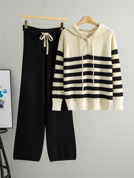 sports suit