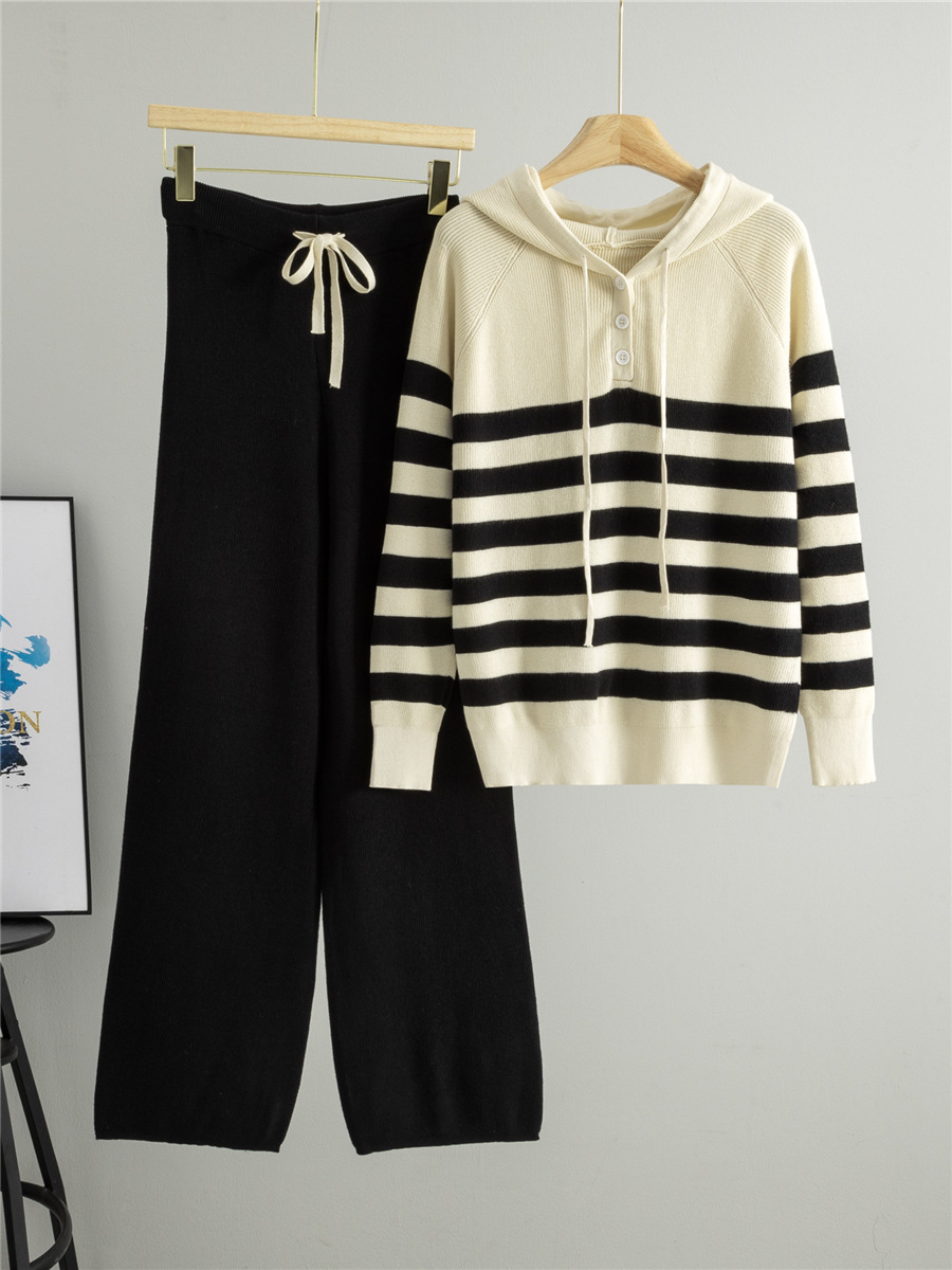 sports suit