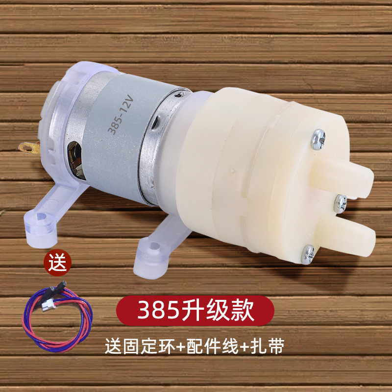 お茶のバーの機械はポンプのお茶を引き出して電気の湯沸かし器を備えます。|undefined