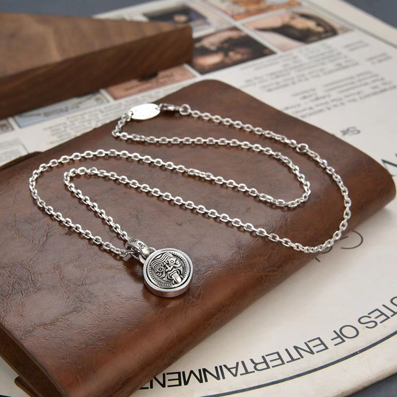 Ethnic retro pendant