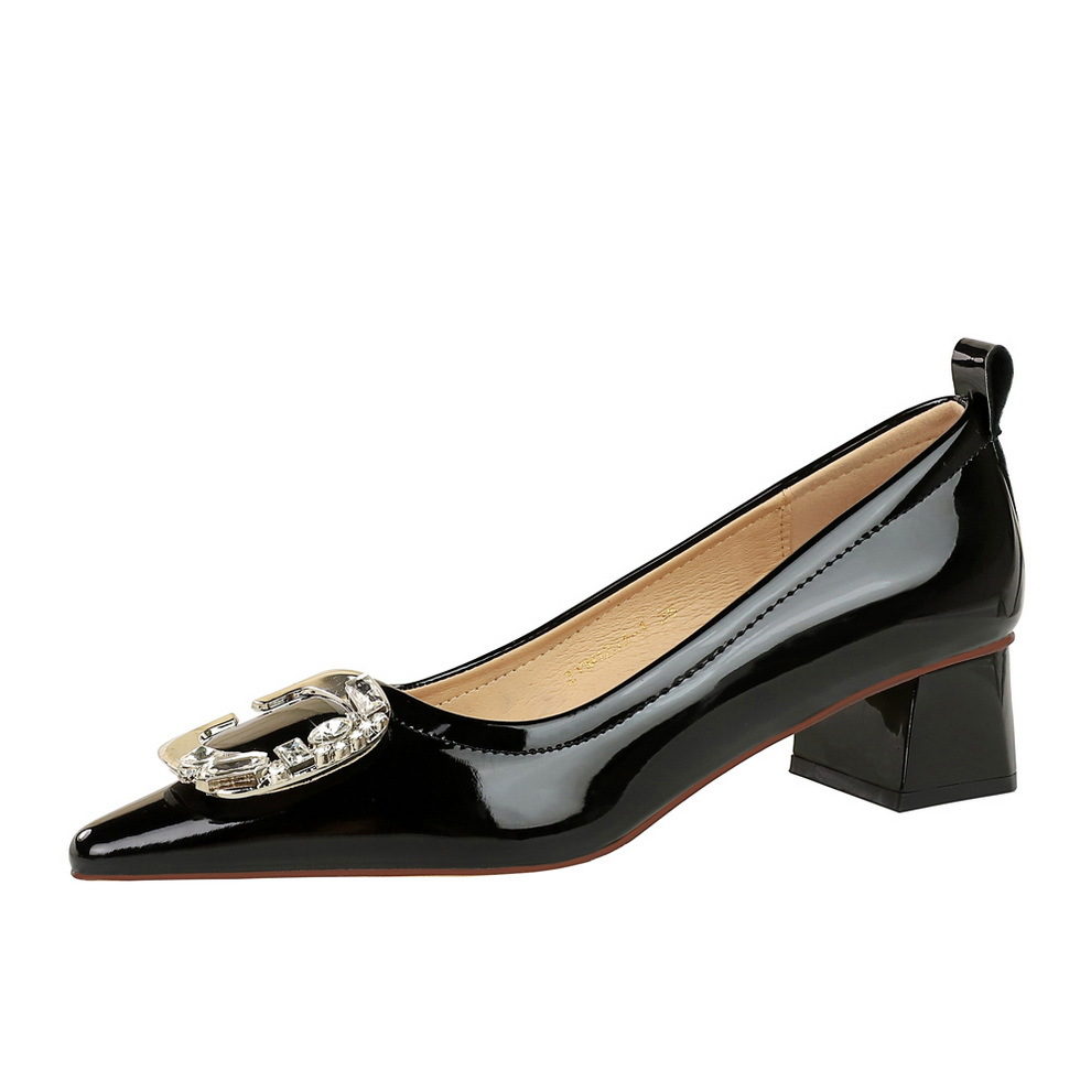 1235-K52 style banquet women's shoes patent leather shallow mouth pointed metal rhinestone belt buckle middle heel thick single order shoes