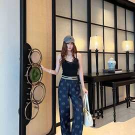 25春夏新款别致韩版设计感提花logo链条装饰牛仔裤女款