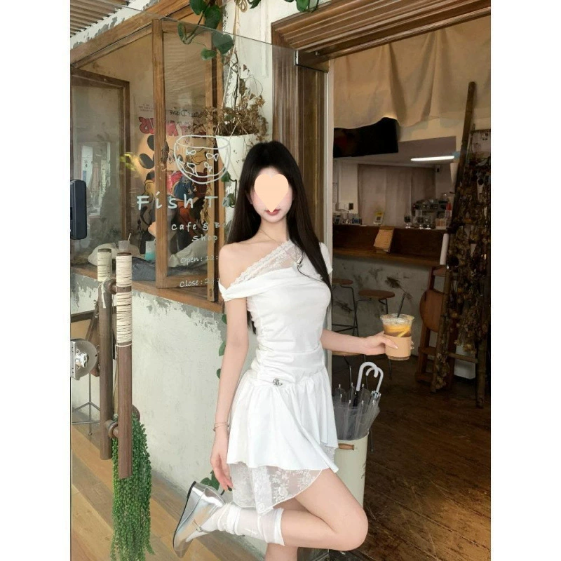 Женское платье с косым плечом и кружевными вставками в стиле Pure Lust, лето 2025, новый стиль, асимметричное элегантное короткое платье-юбка