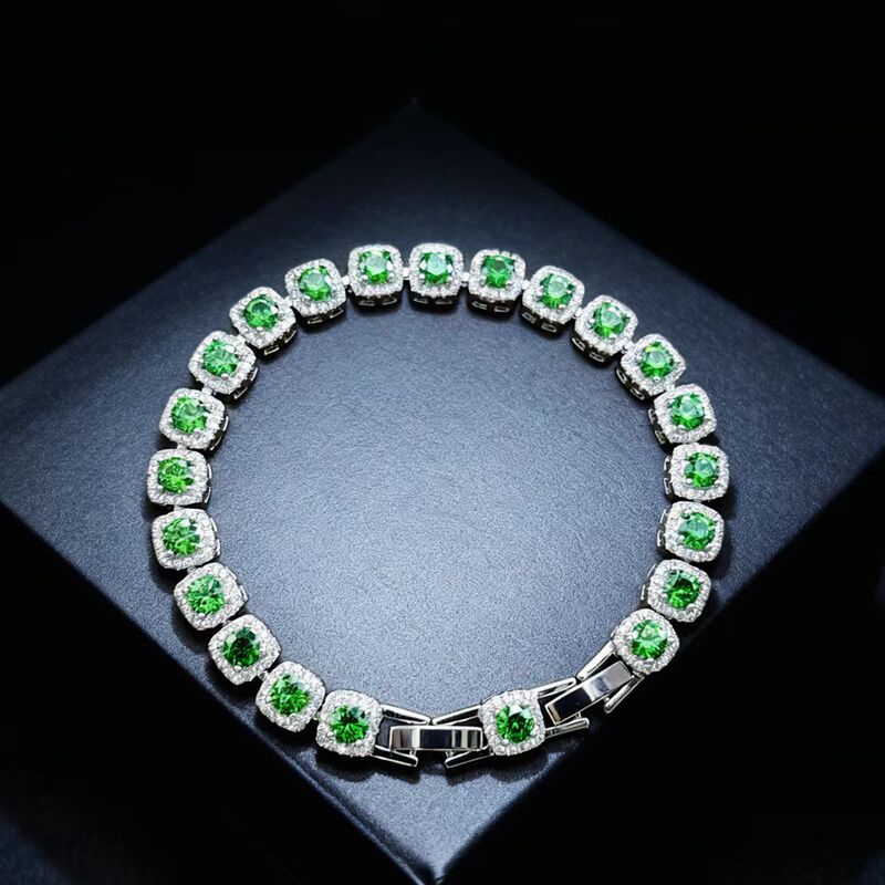 New Jewelry Hand Ornaments Simulated Emerald Sapphire Princess Square Bag Bracelet Full of Diamonds Small Sugar Cube High Carbon Diamond Bracelet