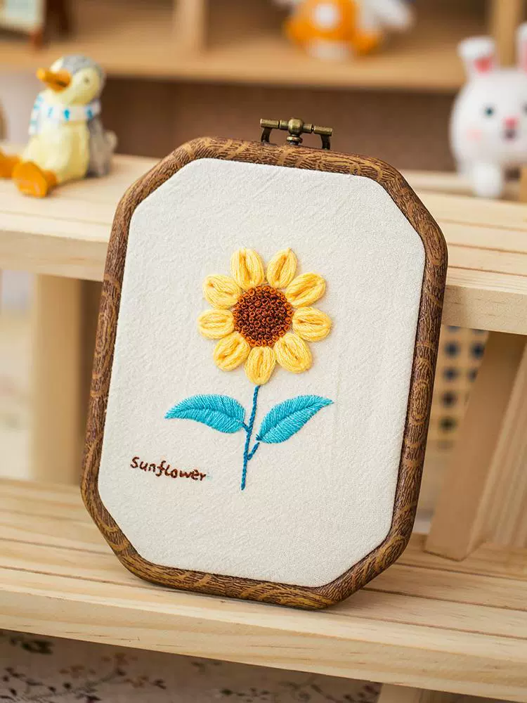 Materials set for beginners, handmade, french style, with embroidery