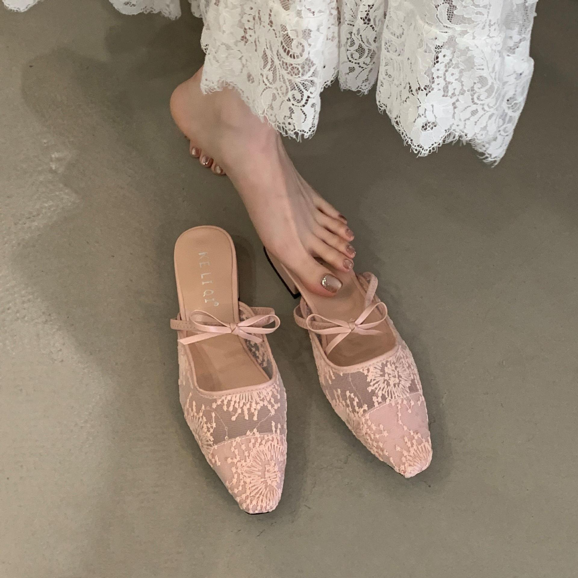 High heels square toe with bow