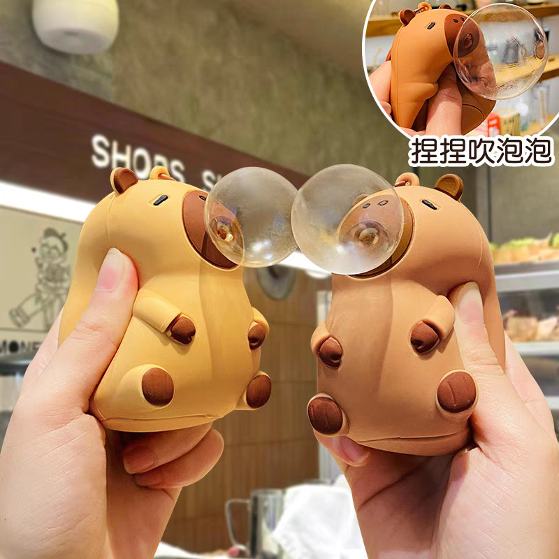 Red de red tres oropéndolas y las gaviotas escupen burbujas pellizcar juguetes desencapsulado tarjeta de pase llavero colgante regalo de evento