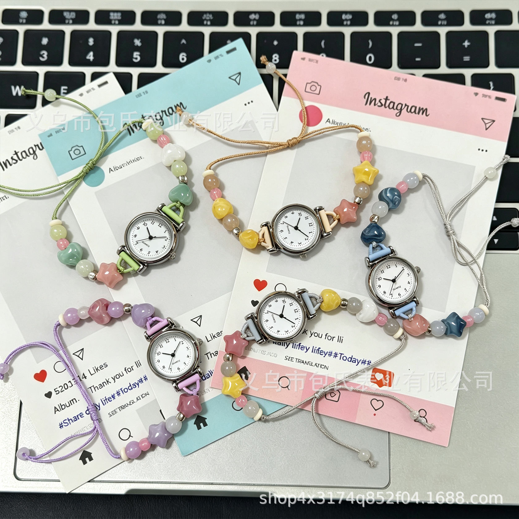 Gift watch bracelet, fashionable ins-style kitten design, high aesthetic appeal, niche for students, DIY simple and artistic, forest-style small dial