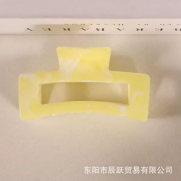 Will change color 8.5 square yellow lines
