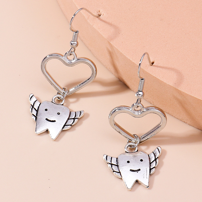 Fashion Jewelry Simple Heart-shaped Cartoon Teeth Earrings display picture 2