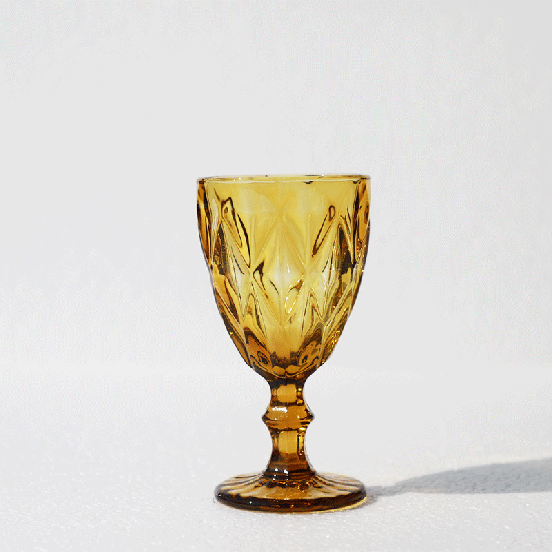 Hermosa Copa Europea color alivio copa de vino tinto Hotel partido creativo banquete