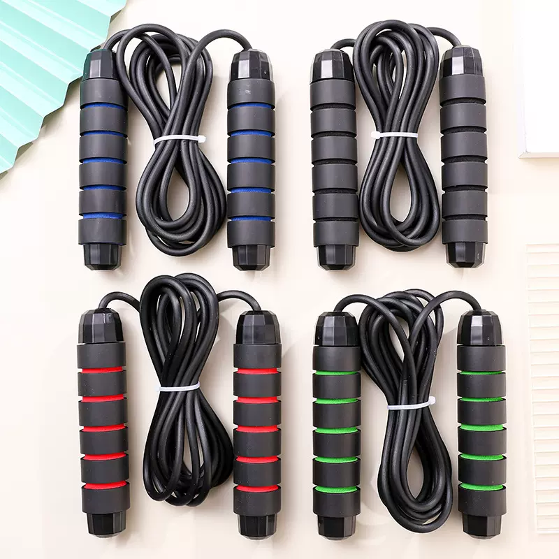 厂家直销负重吸塑橡胶跳绳 精品健身 ，中考跳绳 ，中考必备