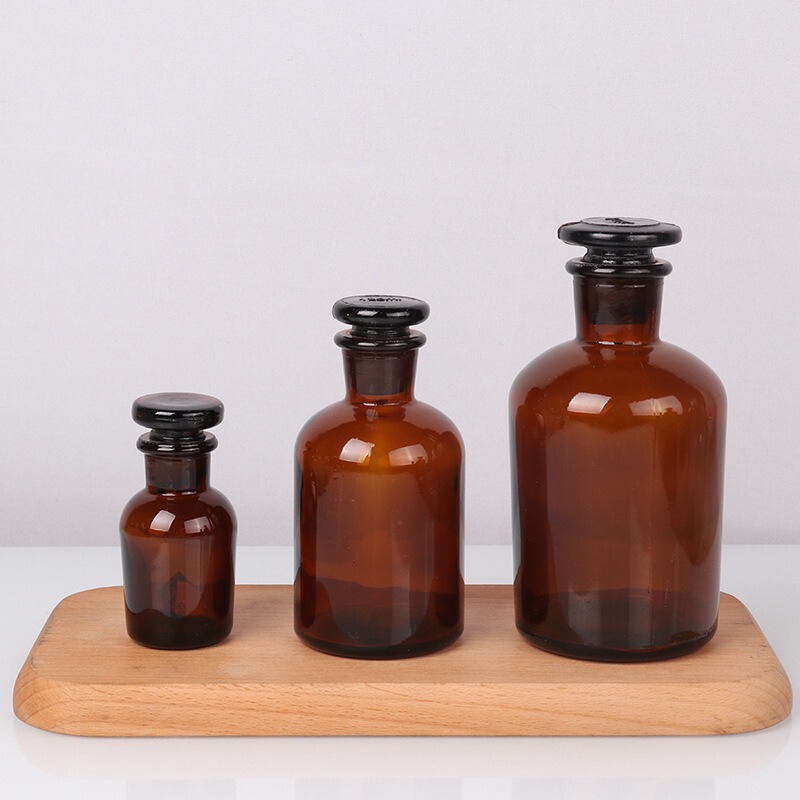 茶色の小口試薬瓶透明ガラス磨口瓶茶色の細口試薬瓶密封ヨウ素ボルトアルコール滴剤瓶|undefined