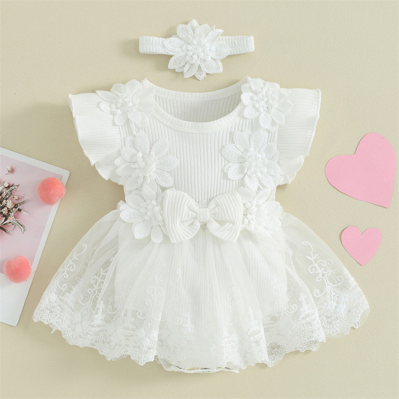 Cute lace bodysuit for new born