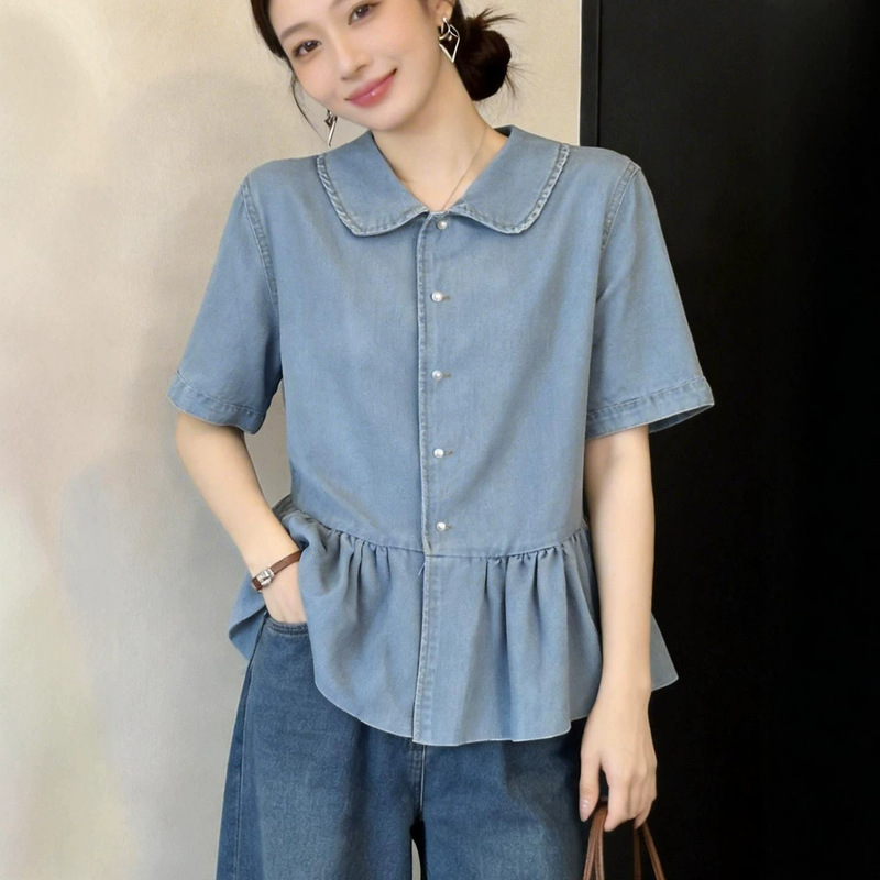 Blue Denim Shirt with Ruffled Hem and Turn-Down Collar, Short-Sleeved, for Women, Summer, Plus Size, Waist-Cinching, Slimming, Elegant Top Blue Denim Shirt with Ruffled Hem and Turn-Down Collar, Short-Sleeved, for Women, Summer, Plus Size, Waist-Cinching, Slimming, Elegant Top