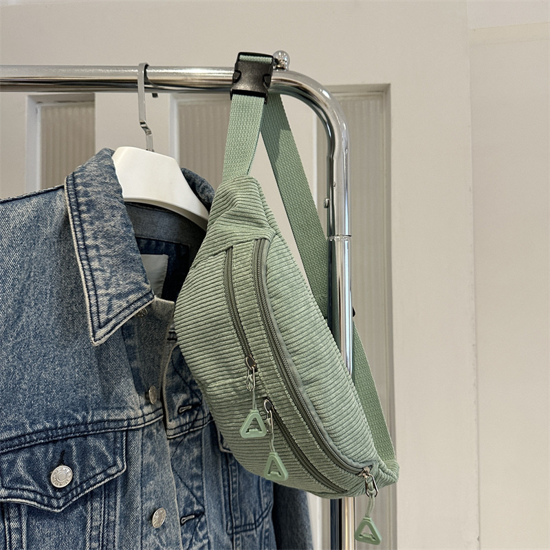 Bolso de velcro de cordillera para mujeres 2024 otoño nuevo bolso de pecho simple de gran capacidad de hombro casual bolso de cintura