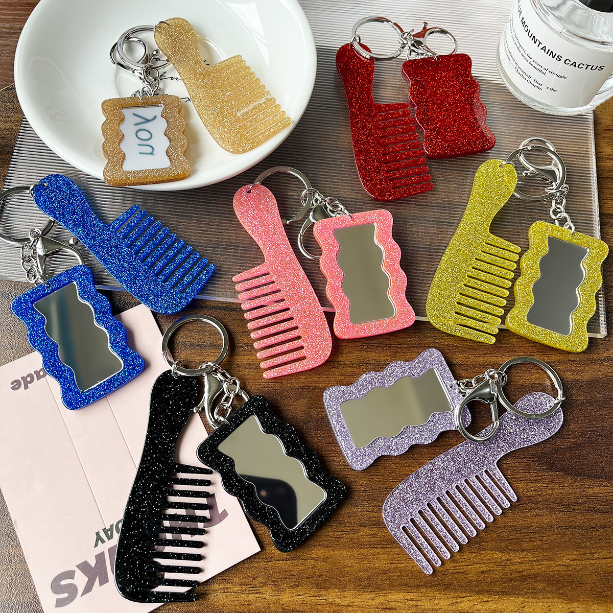 Nuevo acrílico amor maquillaje espejo pein llavero polvo brillante sequilla bolsos colgantes joyas DIY colgantes