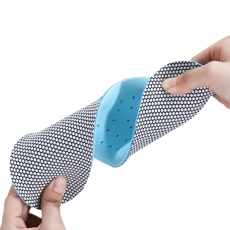 Plantilla deportiva de refuerzo de verano desodorante absorbente de sudor engrosado Plantilla de PU absorbente de golpes de alto rebote para artefactos no cansados de larga duración para hombres