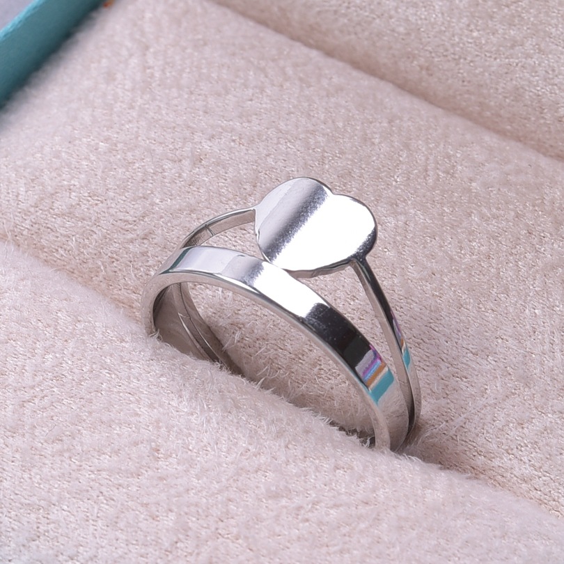 Heart Shape Pattern Unisex Gender PVD Coated Real Gold Plated 18K Gold Heart Shape 304 Stainless Steel Sweet Waterproof Non Tarnish Open Ring