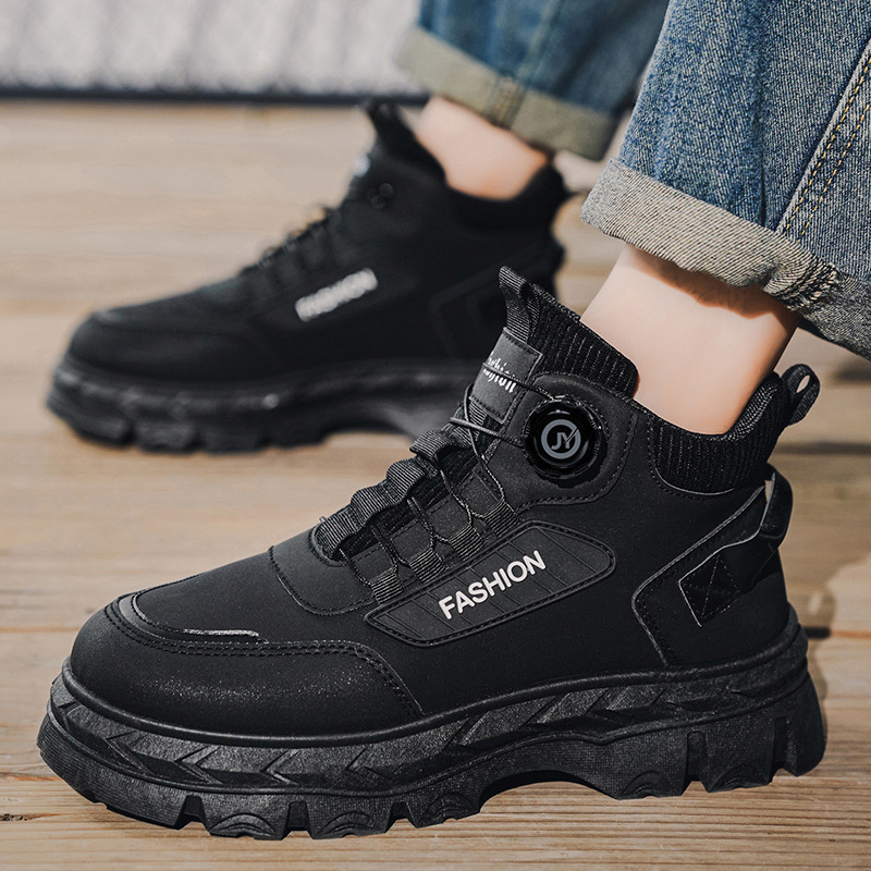Otoño y invierno zapatos de hombre nuevos zapatos de trabajo de alto nivel para hombre estilo británico botas retrógradas anti-derrapante botas Martin para hombre