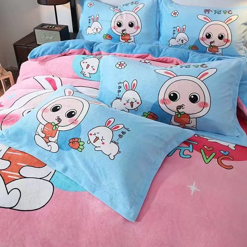 Hello kitty, Hello Kitty, warm pillowcase