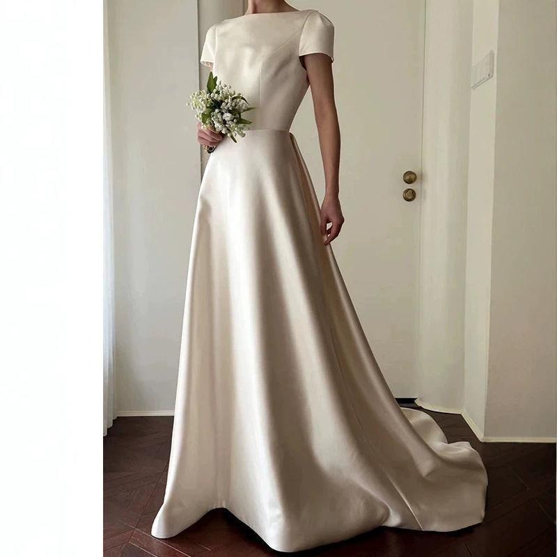 Light Wedding Dress, Vintage Satin Wedding Gown for Brides, 2026 New Model, High-End Feel, Petite Trailing Gown, Light Luxury Light Wedding Dress, Vintage Satin Wedding Gown for Brides, 2026 New Model, High-End Feel, Petite Trailing Gown, Light Luxury