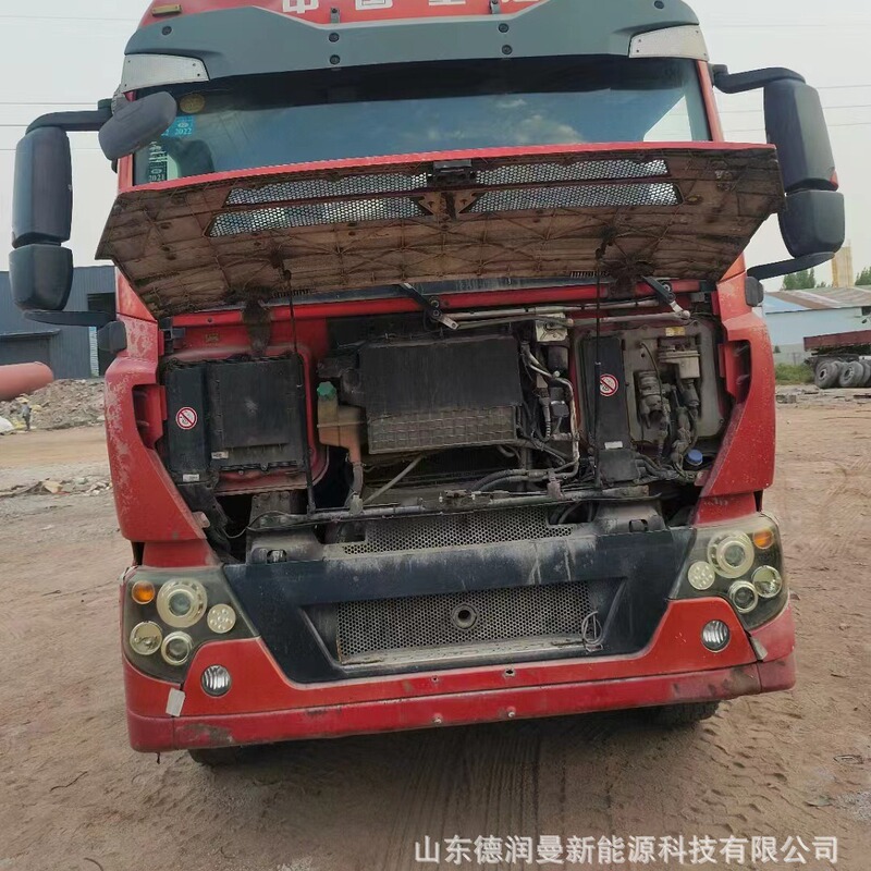 Boutique Second-hand Heavy Duty Truck Howo T5G Red Cab Assembly Dump Truck T5G Cab and Howo Accessories Boutique Second-hand Heavy Duty Truck Howo T5G Red Cab Assembly Dump Truck T5G Cab and Howo Accessories