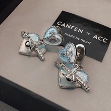 西太家欧若风爱心耳钉2025新款爆款高级感土星耳环女轻奢双面耳饰