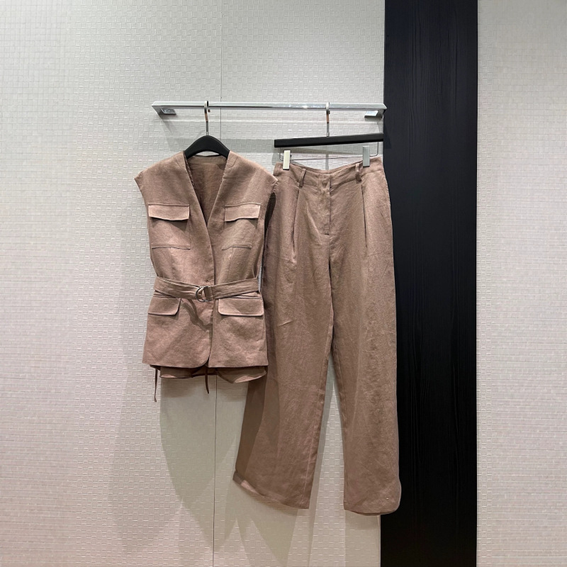 2026 New Minimalist Wide-Leg Linen Trousers in Old Money Style, Fashionable and Casual, Paired with a Matching Vest, Lazy and Versatile 2026 New Minimalist Wide-Leg Linen Trousers in Old Money Style, Fashionable and Casual, Paired with a Matching Vest, Lazy and Versatile