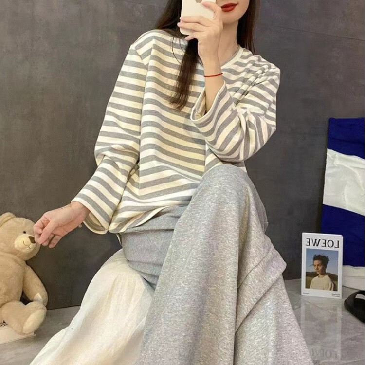 ストライプの長袖のズボンのパジャマの女性の春秋のシンプルなカジュアルなゆったりとした学生の部屋の服は外で胸当てを着ることができます。|undefined
