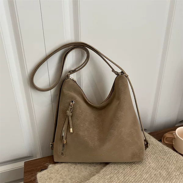 Frosted Retro Commuter Tote Bag Women's Large Capacity Casual 2025 New Single Shoulder Crossbody Bag Multifunctional Backpack