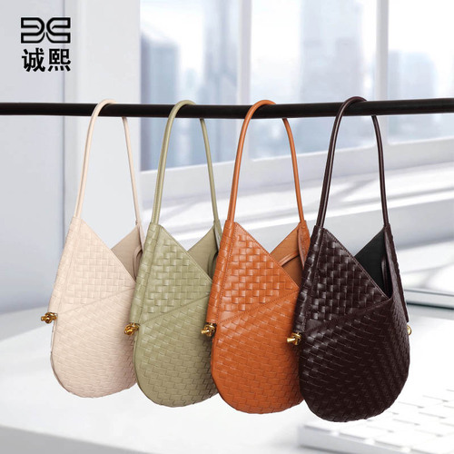 高级感百搭大容量托特包手工编织包包休闲复古女士潮流手提单肩包