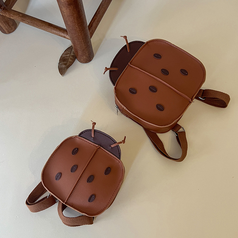 Mochila Escolar para Niños de Jardín de Infancia, Estilo 2025, Linda Mochila de Dibujos Animados con Diseño de Mariquita para Niños, Mochila Pequeña de PU para Salidas