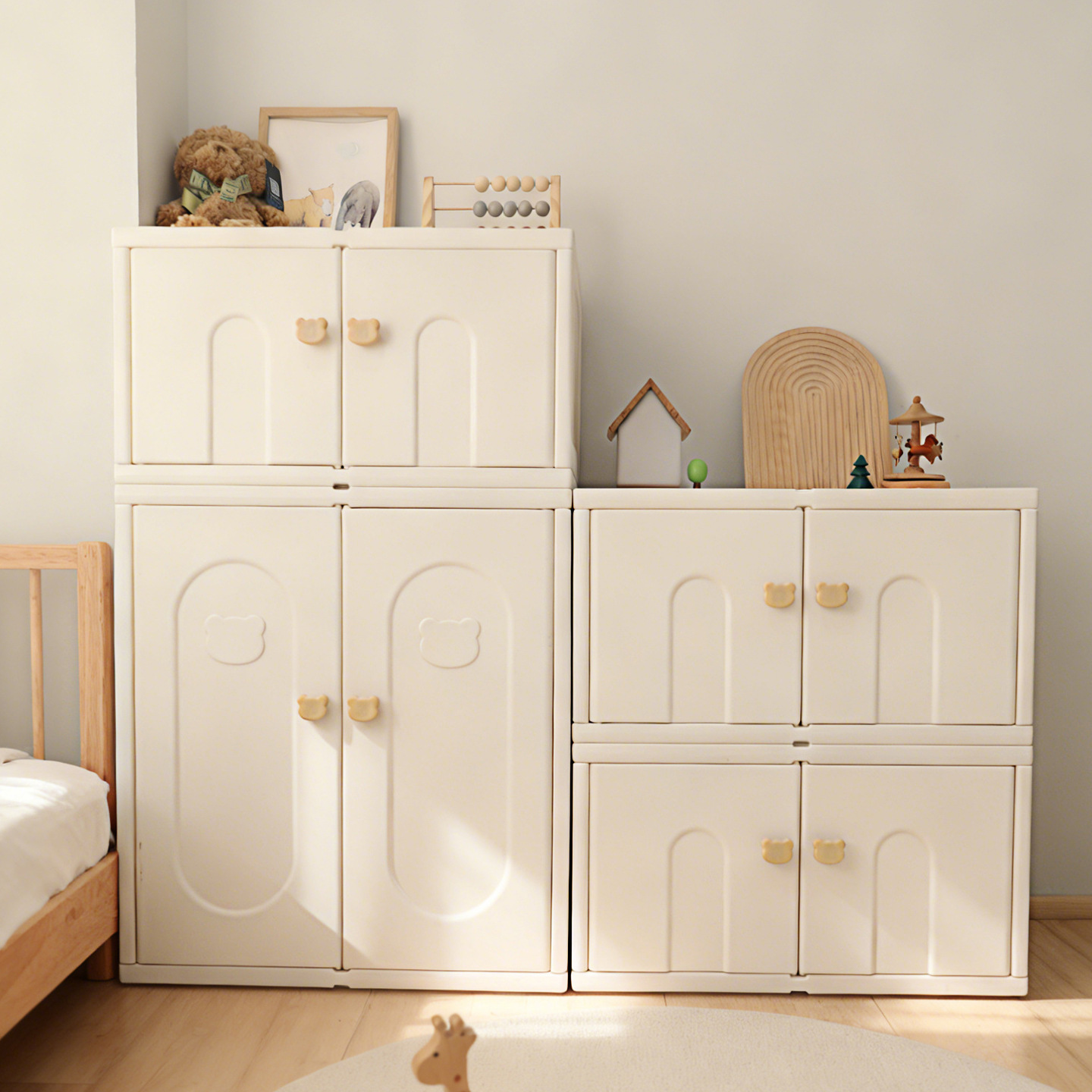 Simple Wardrobe for Bedroom Home Use 2026 New Popular Model Sturdy and Durable Children's Toy Storage Rack Feeding Table