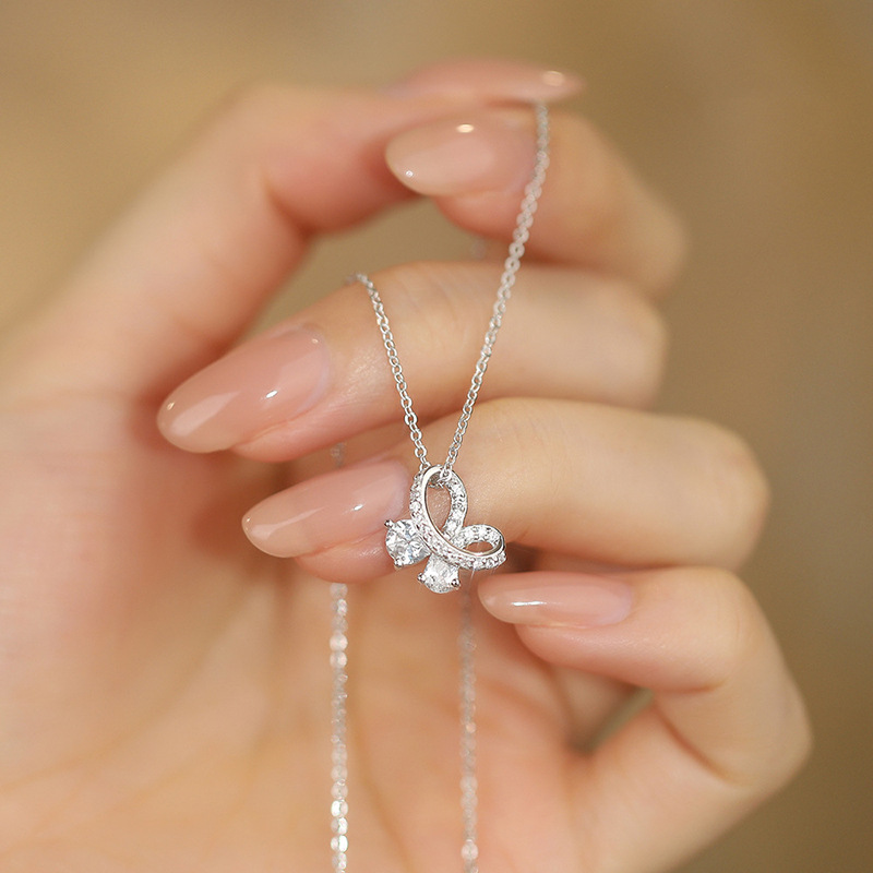 Xiaohongshu's Popular Butterfly Necklace for Women, Super Flash Zircon, Light Luxury and Exquisite Clavicle Chain, Personalized High-End Necklace Wholesale