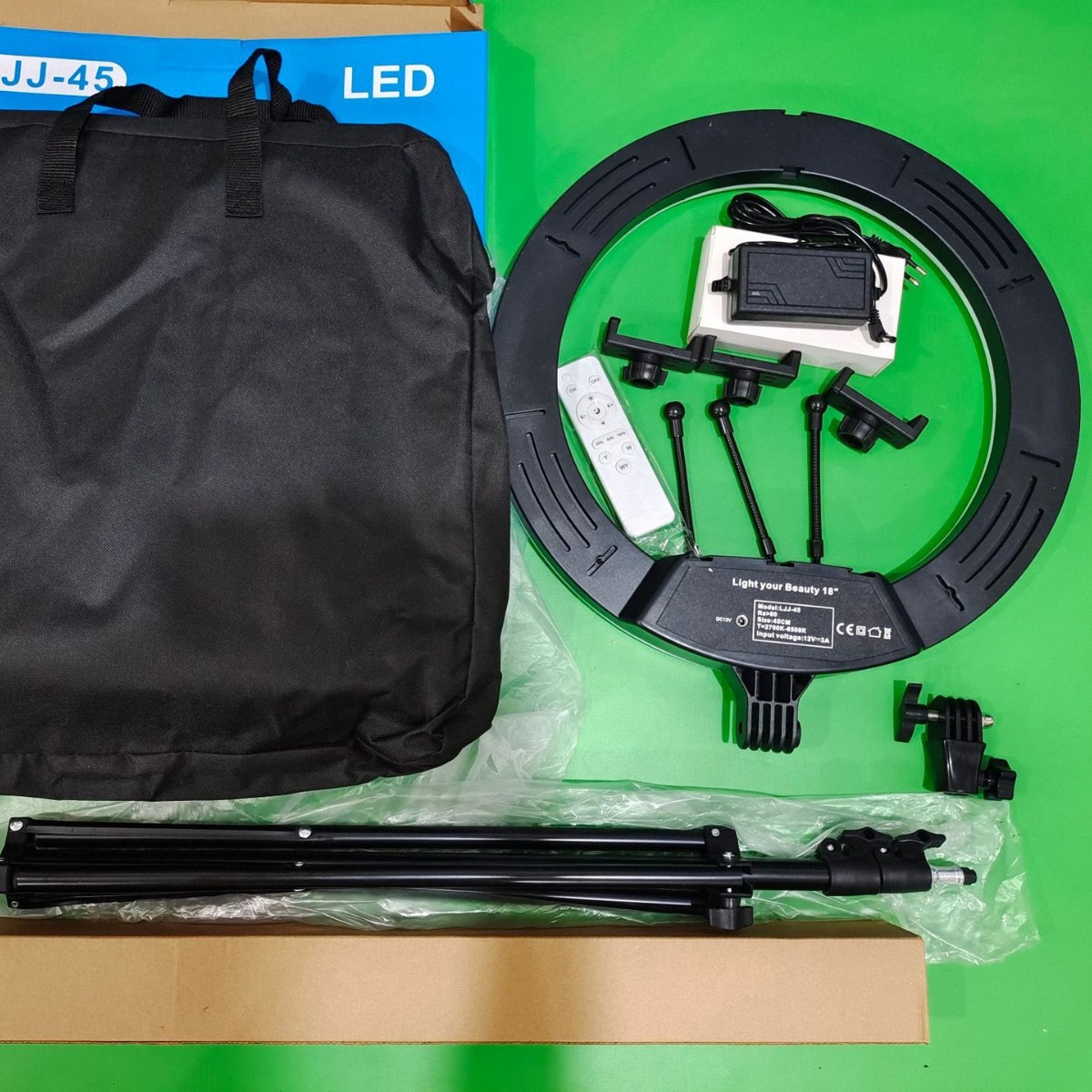 LJJ45 de 18 pulgadas iluminación con bolso de soporte, clip de teléfono móvil, selfie Bluetooth