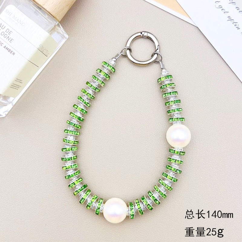 다이아몬드와 진주가 박힌 휴대폰 체인(그린)