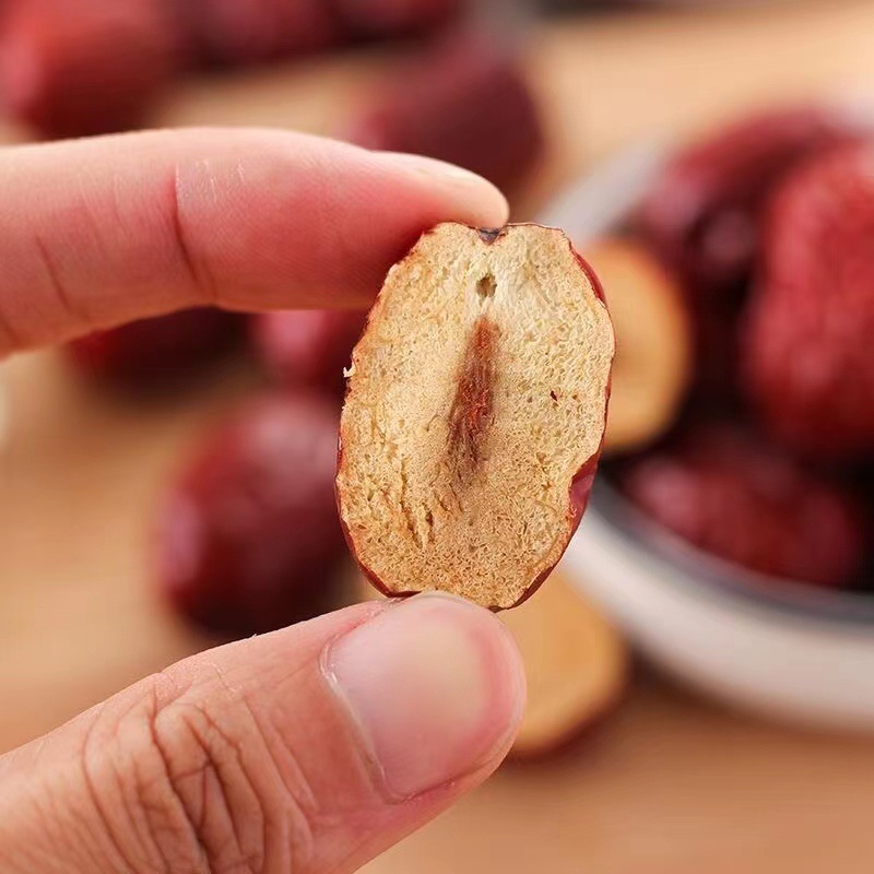 Wholesale Xinjiang Jujubes, 500g Bulk New Honey Dates for Cooking Porridge, Stewing Soup, and Making Zongzi, Large Dry Jujubes